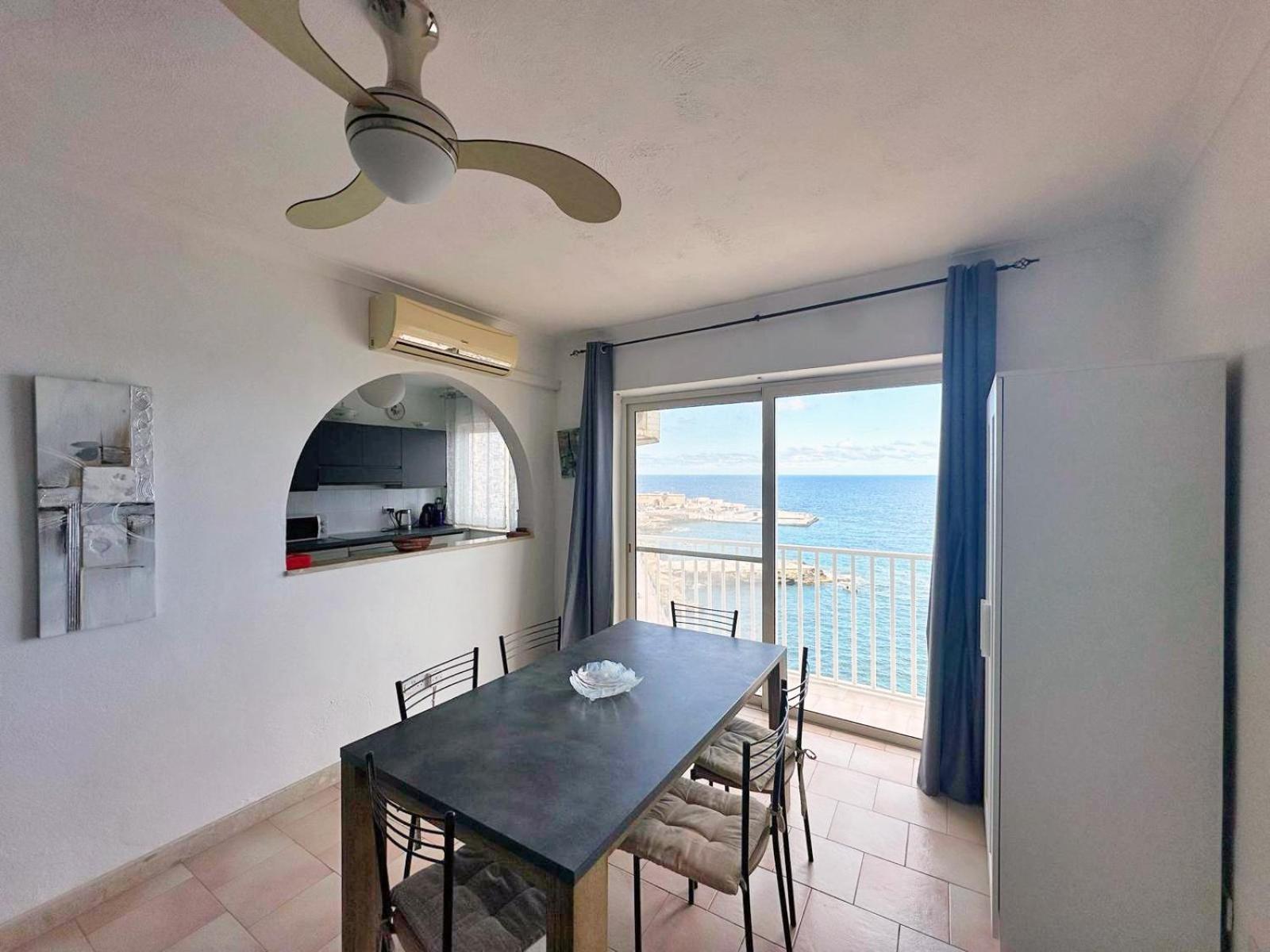 6Th Floor Seafront Apartment With Open Sea Views Sliema Kültér fotó